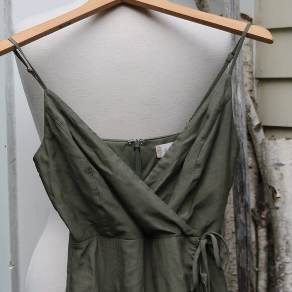 Altar'd State Katrina Olive Green Faux Wrap w Tie Ruffle Sleeveless Dress Sz XS - Picture 2 of 6